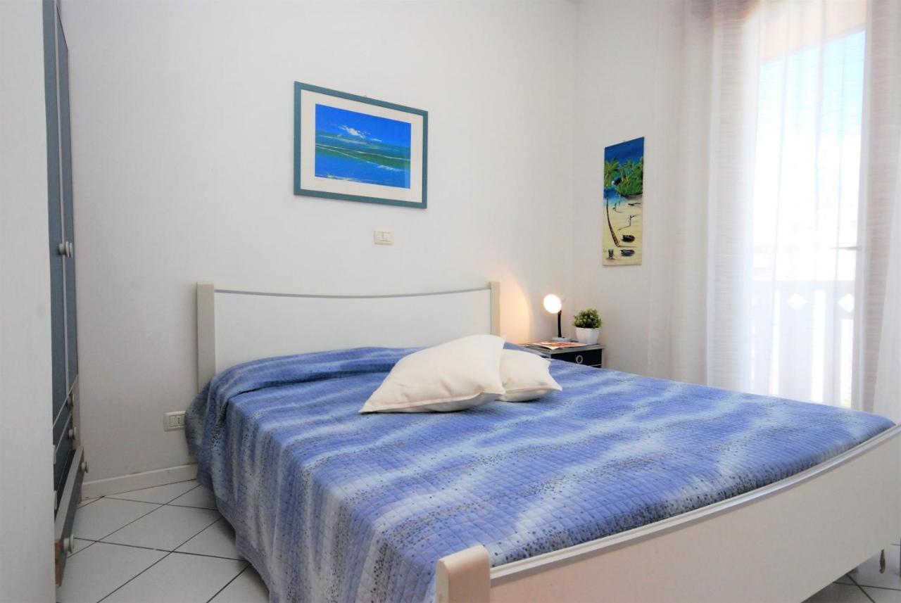 Lucerna Lägenhet Lignano Sabbiadoro Exteriör bild